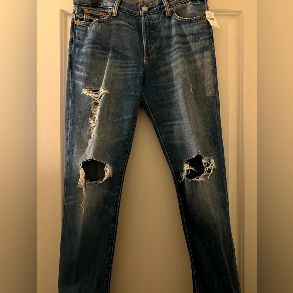 NWT GAP relaxed boyfriend fit jean, no stretch size 25